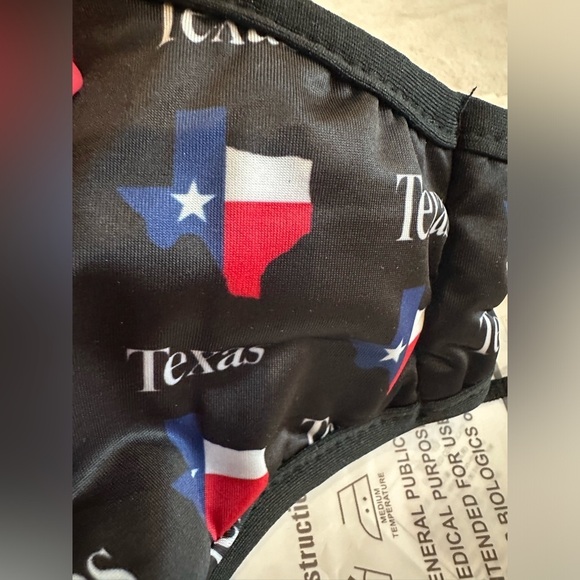 Texas washable and reusable face mask - new in package. - Picture 4 of 5